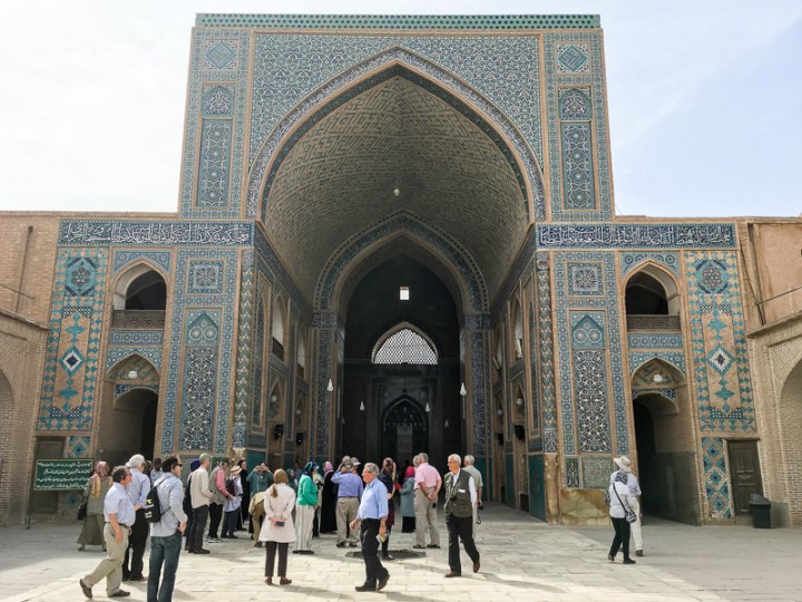 MosqueCourtyard_Yazd
