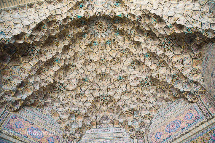 Shiraz_PinkMosque_Squinch