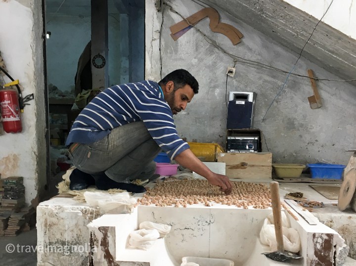 PlacingMosaics2_ArtNaji_Fez